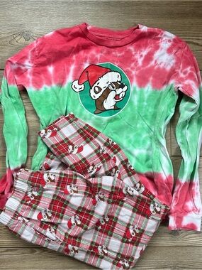 Buc-ee’s Kids Holiday Tie-Dye Pajama Set - Red & Green